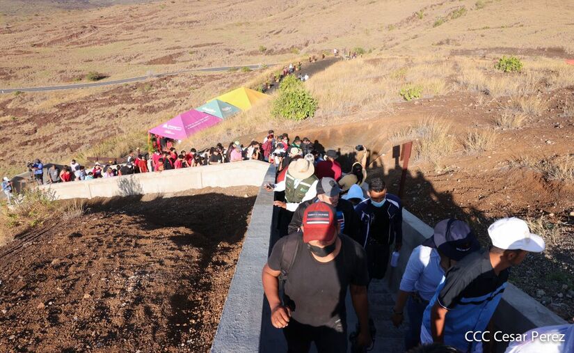 VOLCAN